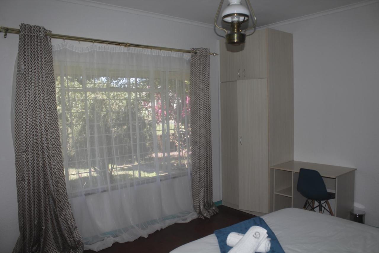 Ojong'S Court Bellville Cape Town Exterior photo